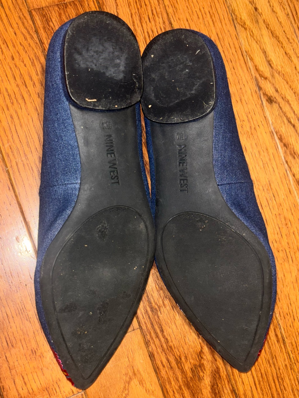 Nine West Suziella Obedience Denim Floral Embroidered Pointed Toe Flats 7.5 M - Picture 4 of 11